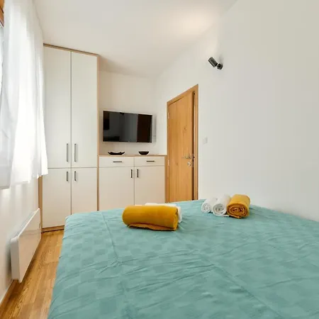 Gold Lux & Apartament *