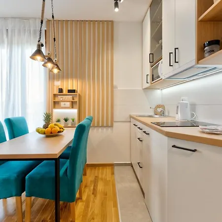 Apartament Gold Lux &