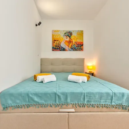 Apartament Gold Lux & *